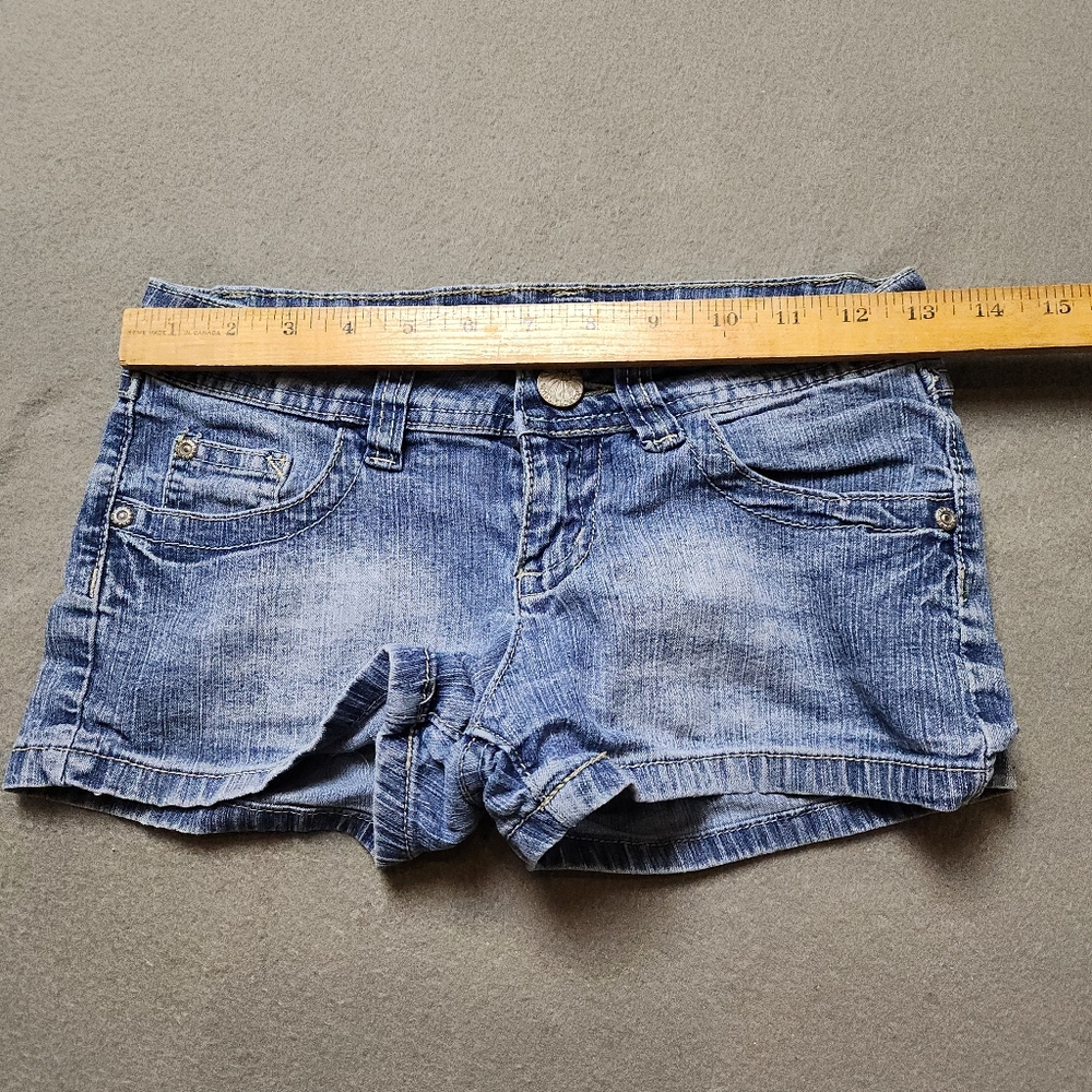 WALLFLOWER Denim Shorts Y2K Jean Shorts - Picture 5 of 6